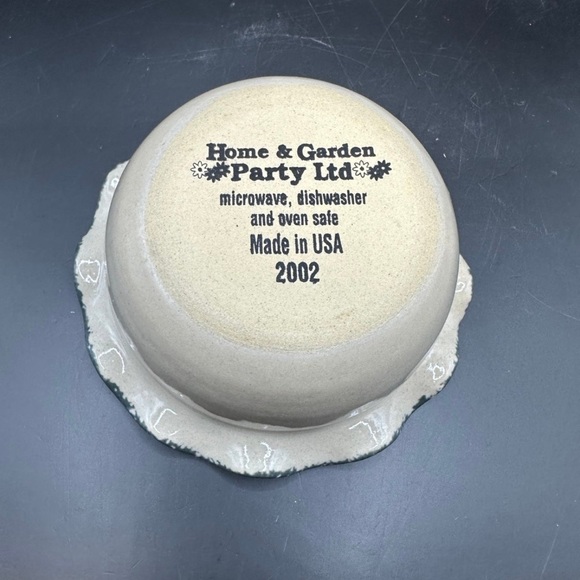 Chip and Dip stoneware by Home and Garden - Picture 6 of 13